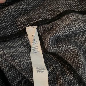 Lululemon size 12 grey and black leggings
